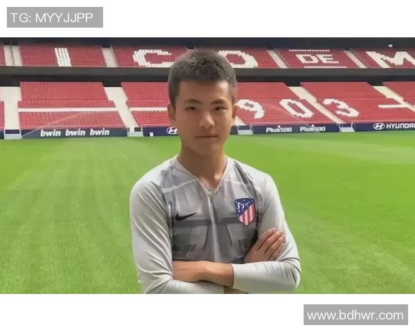 李昊在关键时刻上演扑救绝杀助球队逆转胜利的精彩瞬间