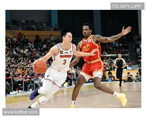 广东宏远巴里-布朗三分球命中率飙升助球队逆转胜