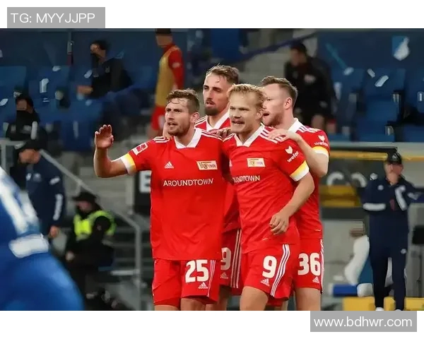 弗赖堡队遭遇德甲联赛惨败，无力抵挡对手猛烈进攻